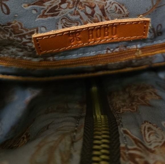 Hobo International Phoenix Clove Leather Backpack Purse Bag - Picture 10 of 13